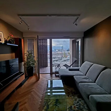 View Free Parking Apartmán *
