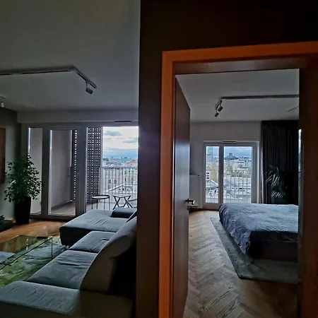 View Free Parking Apartmán